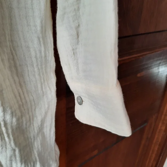 NWOT Soft Surroundings 100% cotton pale yellow v-neck long sleeve tunic blouse - Picture 9 of 12